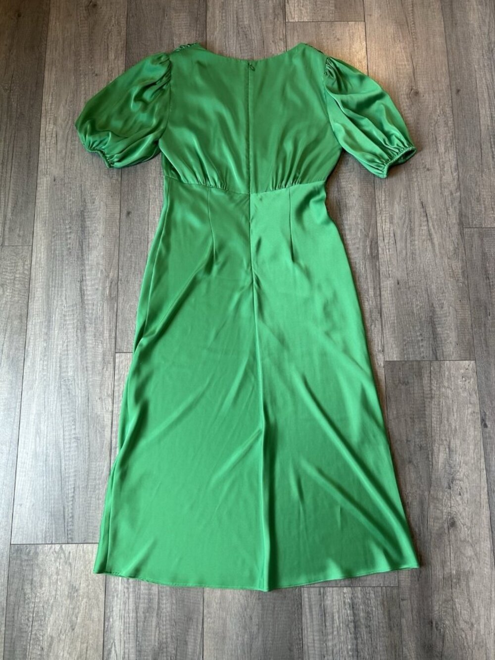 Alexia Admor Felicity Midi Dress Green Puff V Neck Size Spring Wedding Guest Fun - Picture 14 of 16